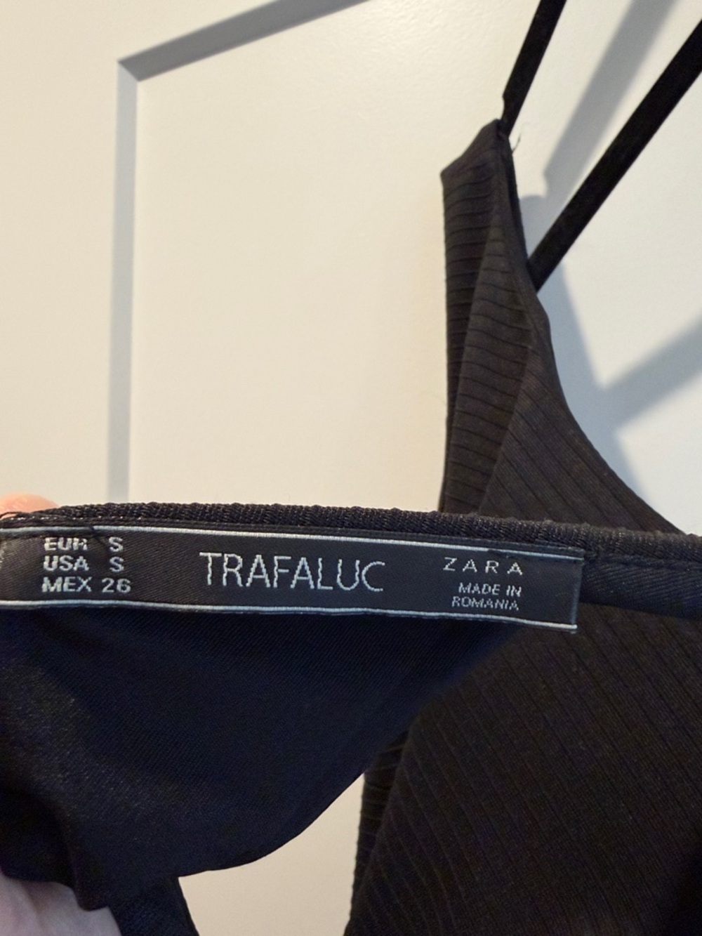 Zara Black Ribbed Sleeveless Fit-and-Flare Dress - Picture 2 of 3